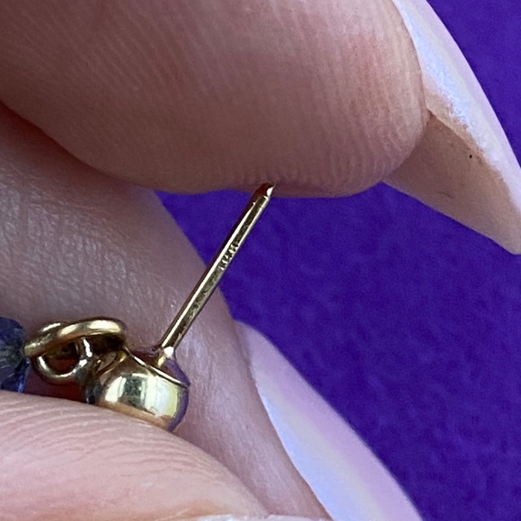 💛 Classic 14k Gold Sapphire Blue Crystal Teardrop Earrings - Picture 3 of 6